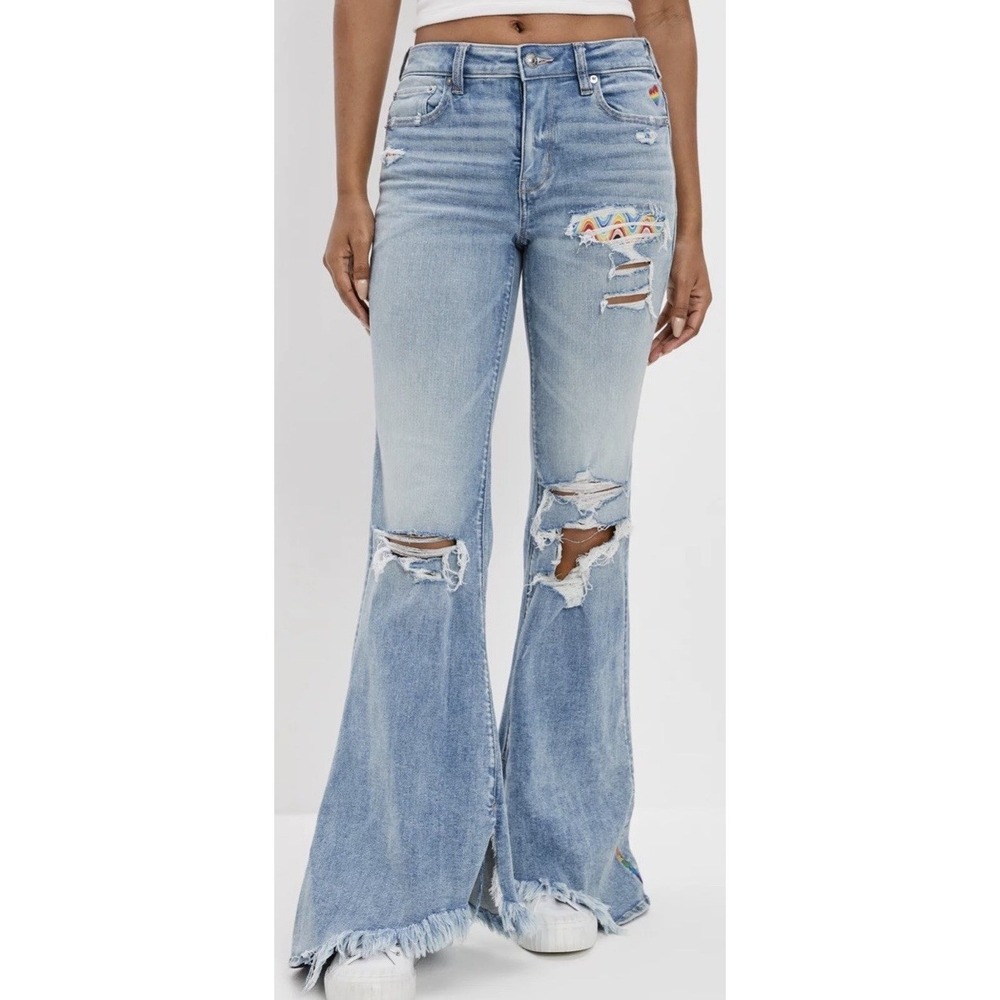 AE Pride Festival Flare Jeans Next Level Stretch Light Wash Ripped High Rise‎ 2